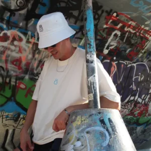 Alternative view of BUCKET HAT